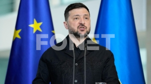 U isto vreme kredit i naftovod